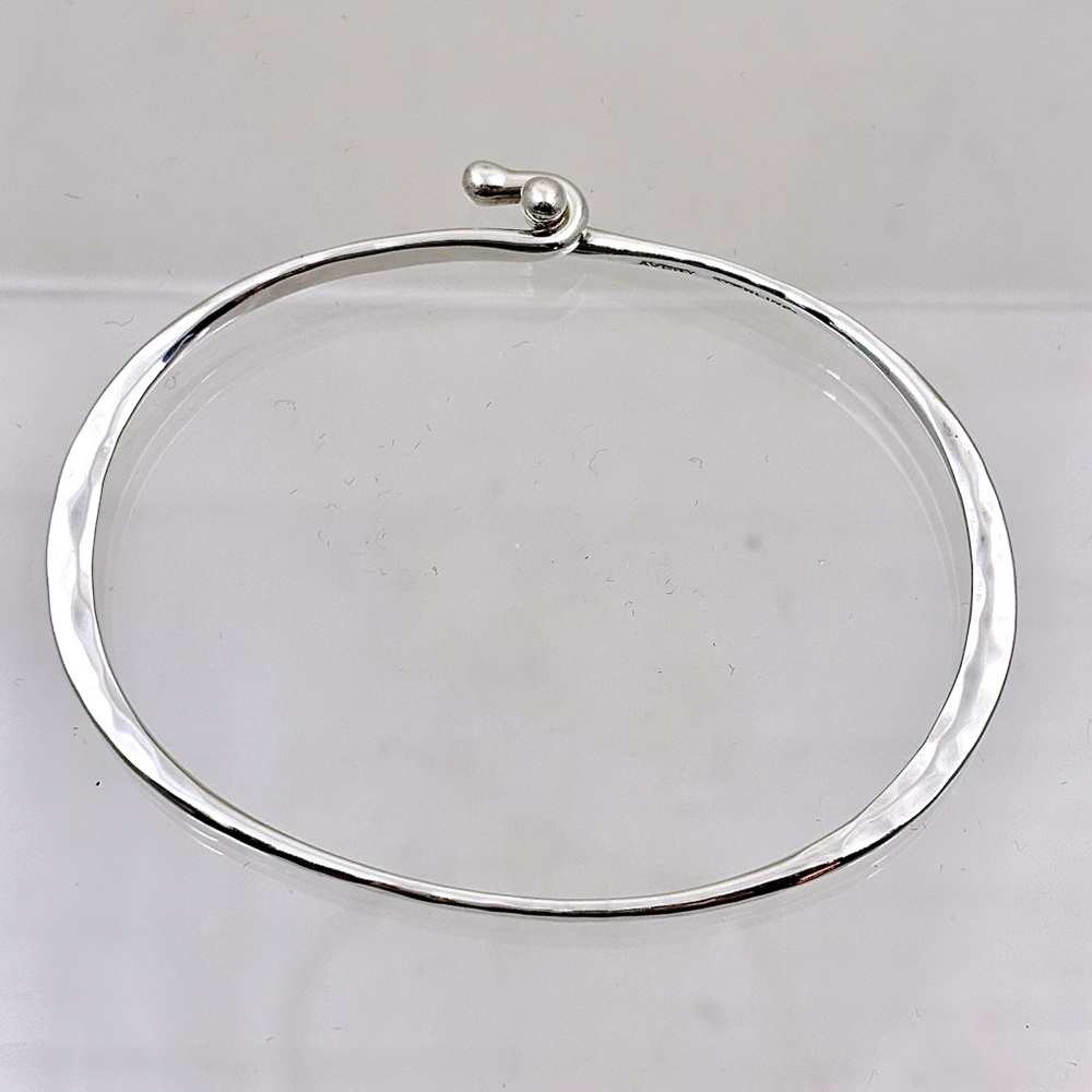 James Avery Sterling HAMMERED HOOK-ON Bracelet